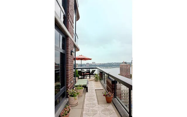 Sold by Douglas Elliman | media 3