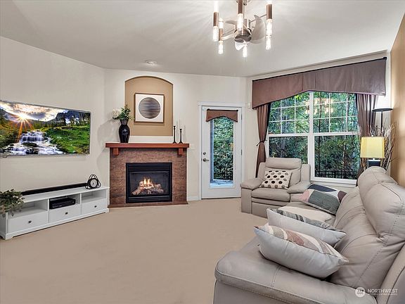 5th image of 4321 Issaquah Pine Lake Road SE #410
