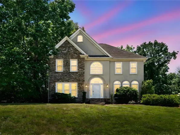 1312 Fawndale Dr, Lewisville, NC 27023