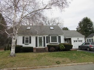 9 Maplewood Ave, Dover, NH 03820