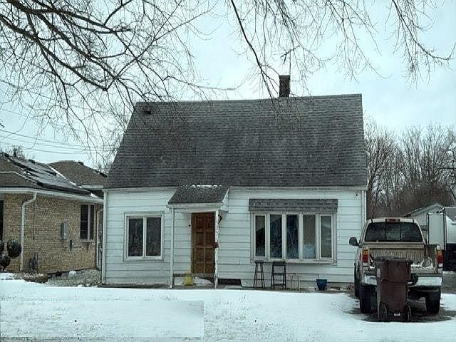 1st image of 15231 Kilbourne Ave