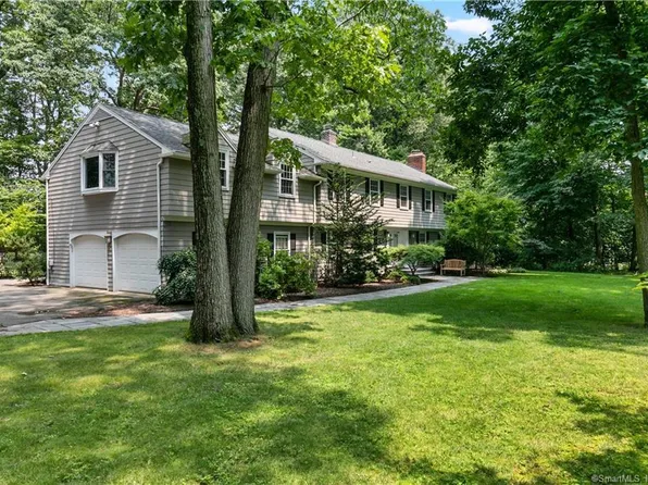 20 Crestview Drive, North Haven, CT 06473