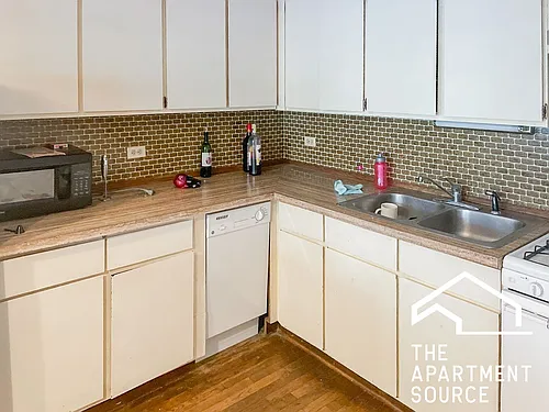 875 W Lill Ave #C2 Photo 1