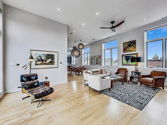 4th image of 1842 N Damen Ave #4