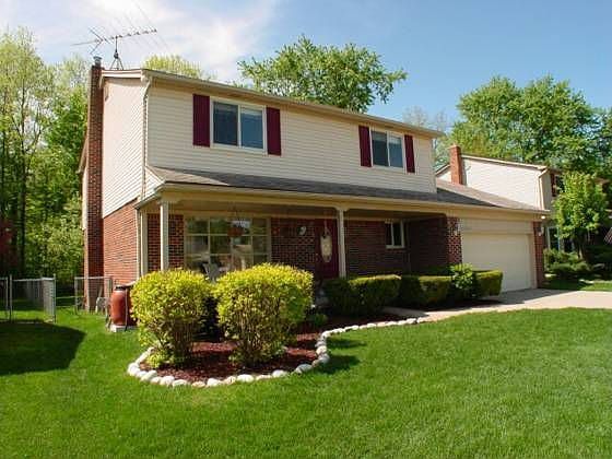 1st image of 44863 Leslie Ln