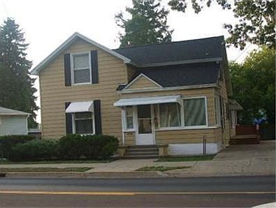 1st image of 1896 Lakeshore Dr