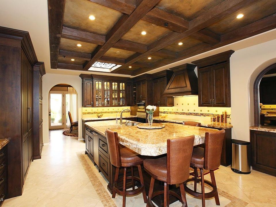 1st image of 8414 E Del Camino Dr