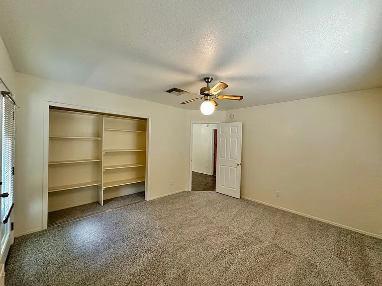 3905 Raymond Ave — Photo 41