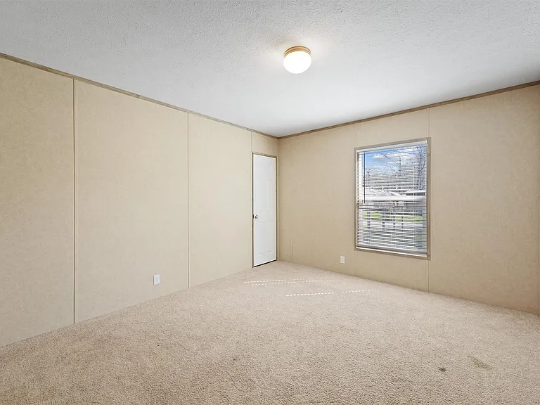 11744 Padok Rd — Photo 13