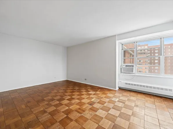 477 Fdr Drive image 6 of 19