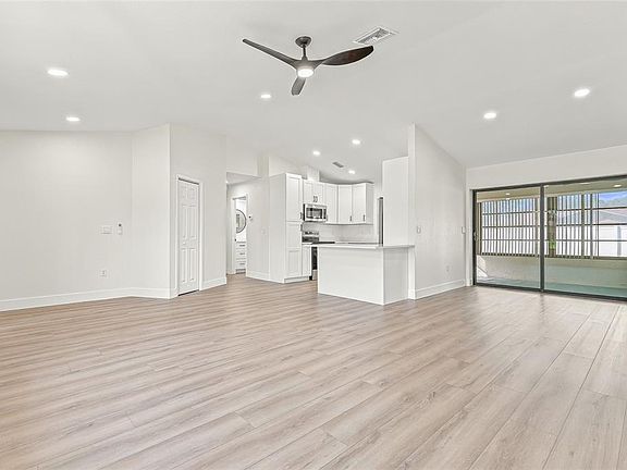 3rd image of 1337 VALIANT AVENUE