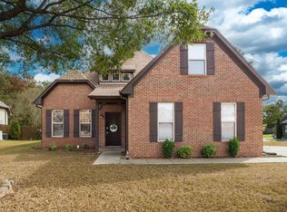 1000 Little Sorrel Dr, Calera, AL 35040