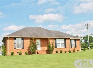 35 Philadelphia Rd, Lebanon, TN 37087