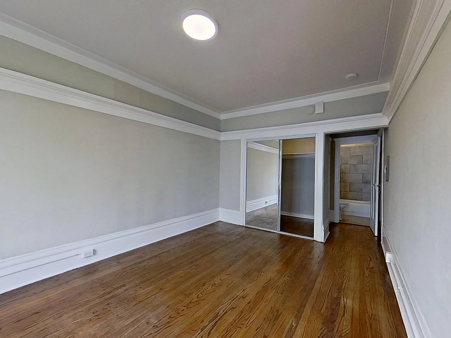 691 O'Farrell Street — Photo 2