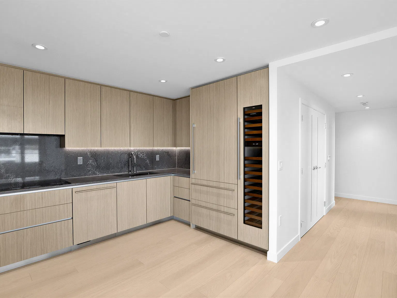 Aire North Harbour - 308 - 785 Harbour Way — Photo 4