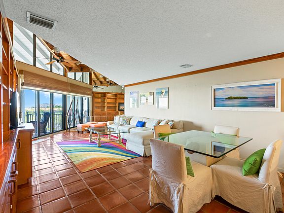 3rd image of 1800 Atlantic Blvd APT A410