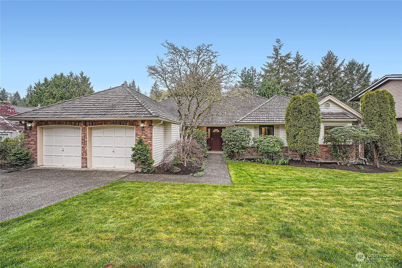 1975 178th Avenue NE photo 1