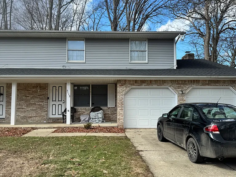 5113 Johnnycake Rdg NE #5113 — Photo 1