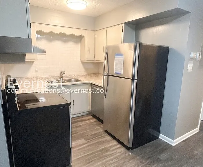 9 Meredith Ct #6 — Photo 5
