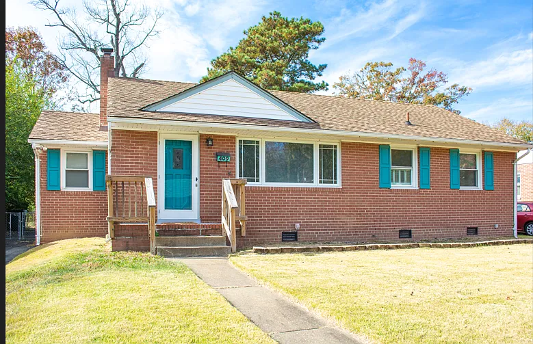 409 Seabury Ave
