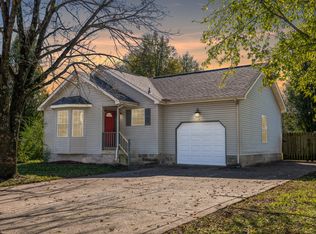 305 Valley Forge Ct, La Vergne, TN 37086