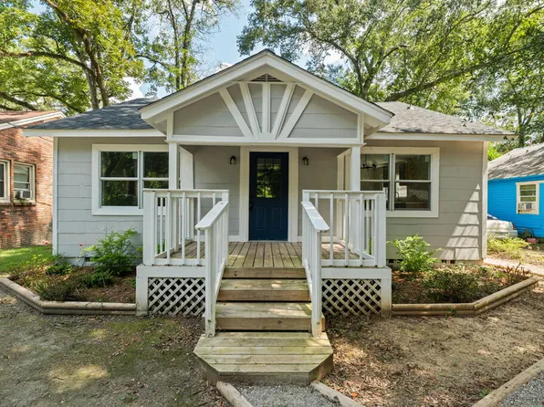 2327 N 3rd Ave, Laurel, MS 39440