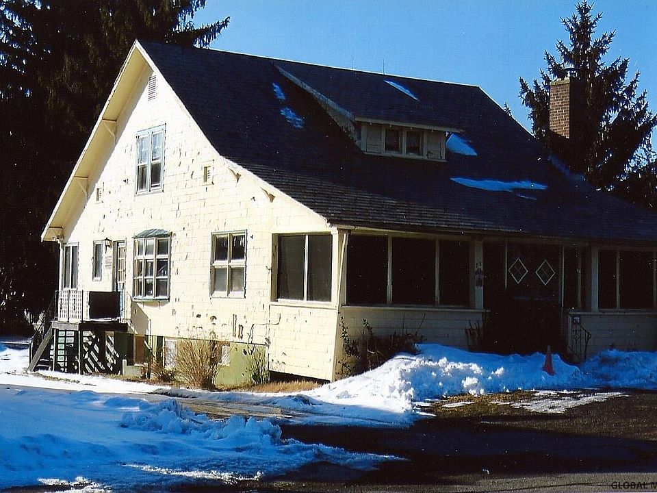 1st image of 83 Quaker St