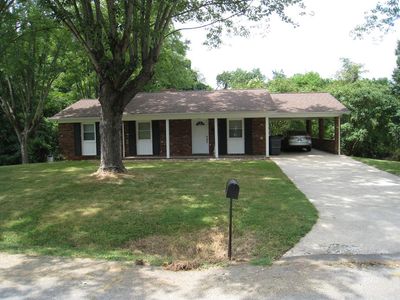 898 Union St, Wilkesboro, NC, 28697