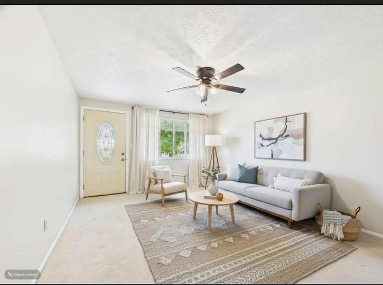 1 bed, 896 sqft, $1,000 — Photo 3