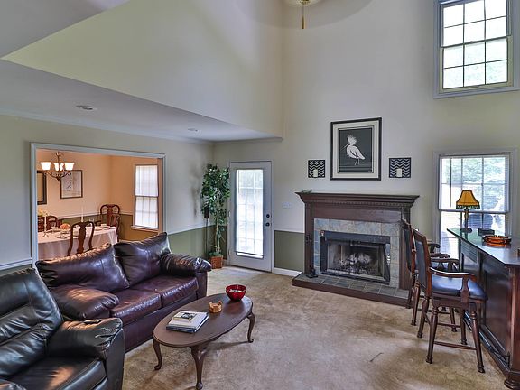5th image of 948 Ethans Glen Dr