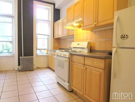 Rented by Miron Properties | media 2