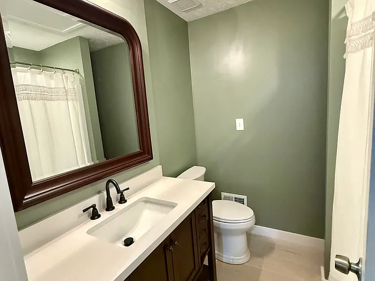 108 Allen Rd — Photo 3