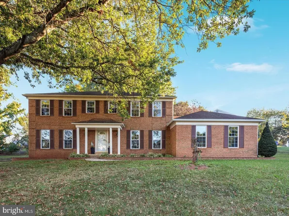 130 Minor Rd, Sterling, VA 20165
