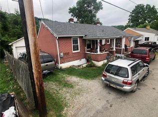 33 A St, Clarksville, PA 15322