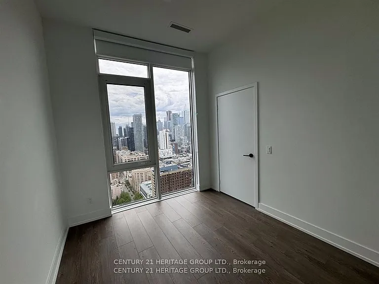 308 Jarvis St #3401 — Photo 5