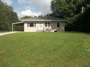 218 S Stewart St, Creve Coeur, IL