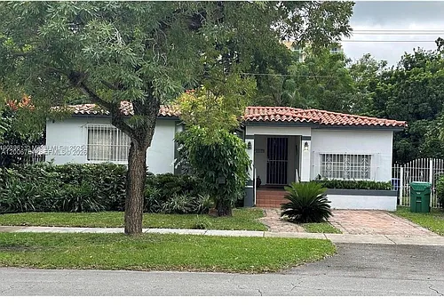 3410 SW 21st St Photo 1