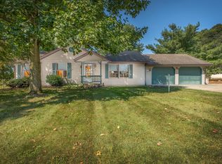 15301 Monroe Mills Rd, Mount Vernon, OH 43050