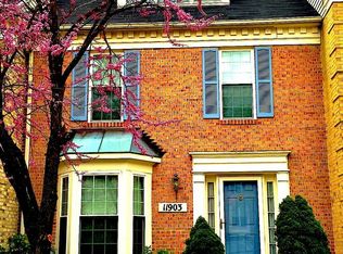11903 Thurloe Dr, Lutherville Timonium, MD 21093