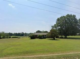 379 Snow Creek Rd, Seneca, SC 29678