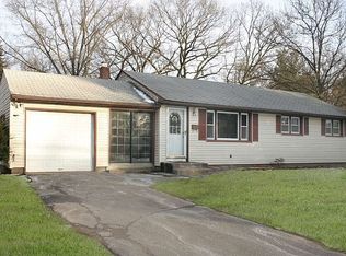 61 Raffia Rd, Enfield, CT 06082