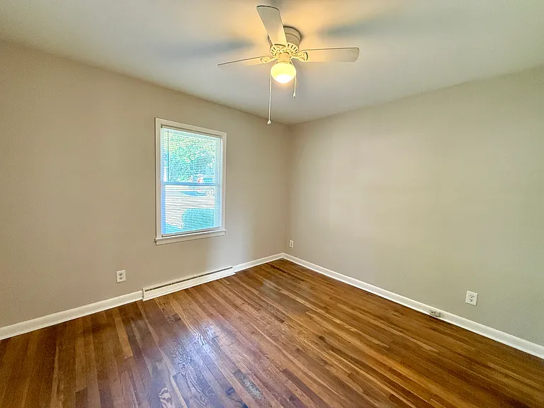 927 Dillard St #927 — Photo 8