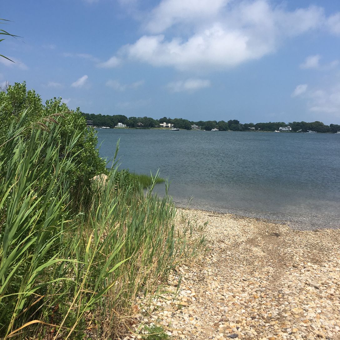  water access at the end of the block