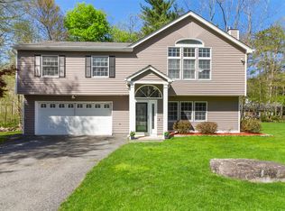 4 S Walker Dr, Yorktown Heights, NY 10598
