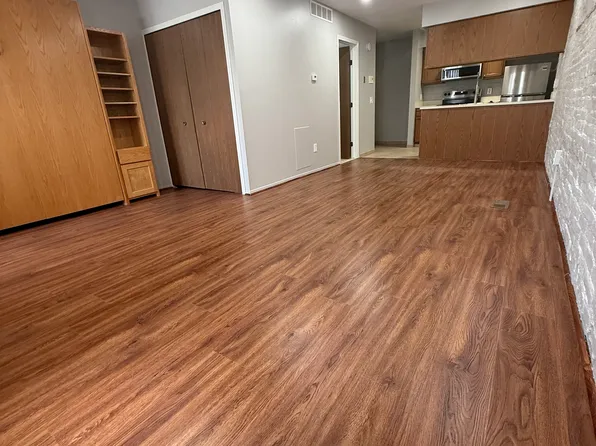 54 S Broadway St #15, Lake Orion, MI 48362