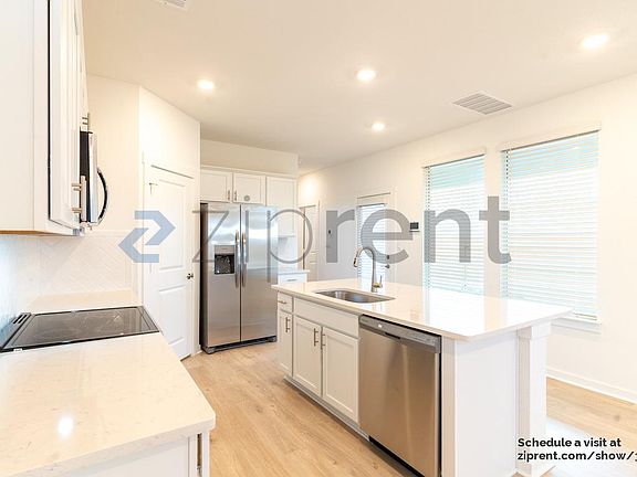 4th image of 2421 Wallin Bradley Dr