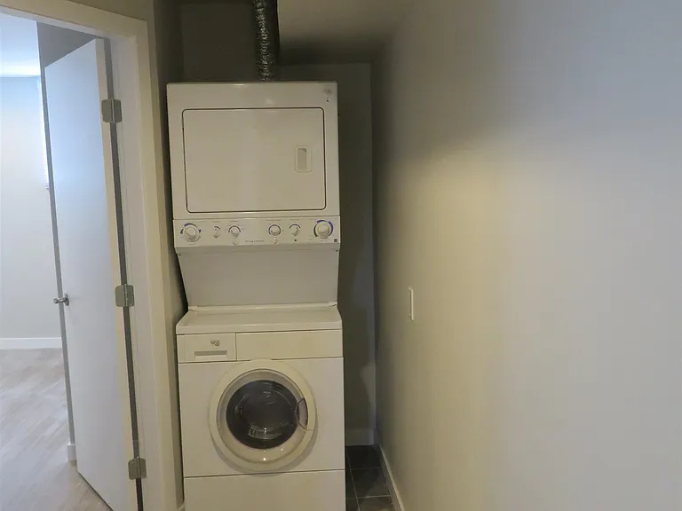 120 Jacobs Rd — Photo 10