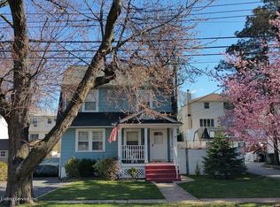 89 Ramblewood Ave, Staten Island, NY 10308