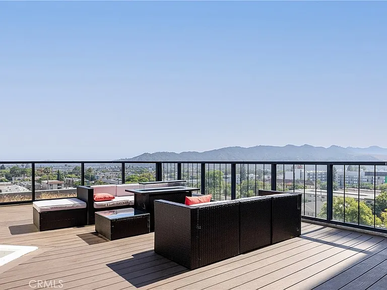 343 Pioneer Dr #Penthouse 2 — Photo 22