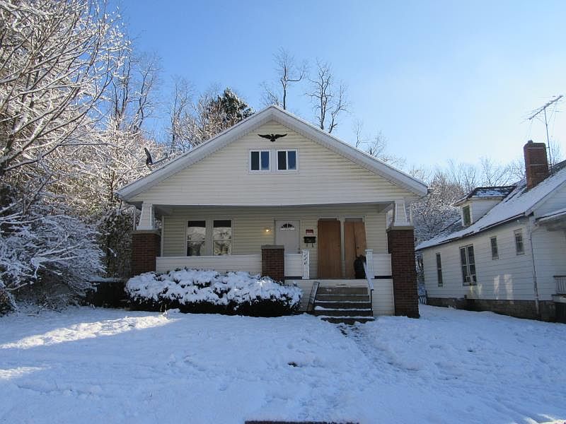 1st image of 130 Galigher St